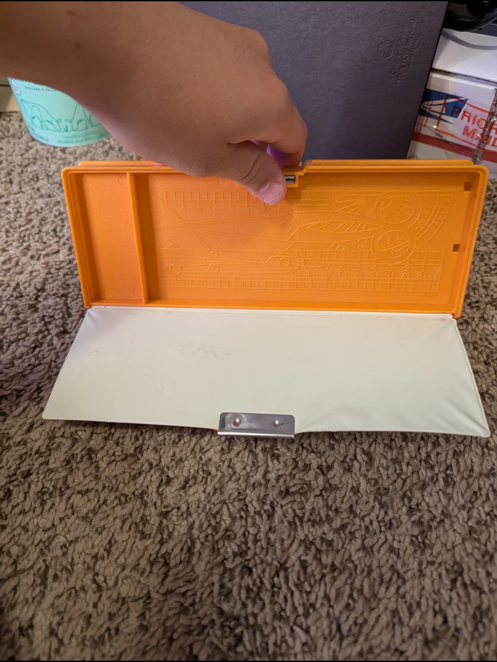 Snoopy and Woodstock Red Tin Pencil Box - Picture 6 of 9